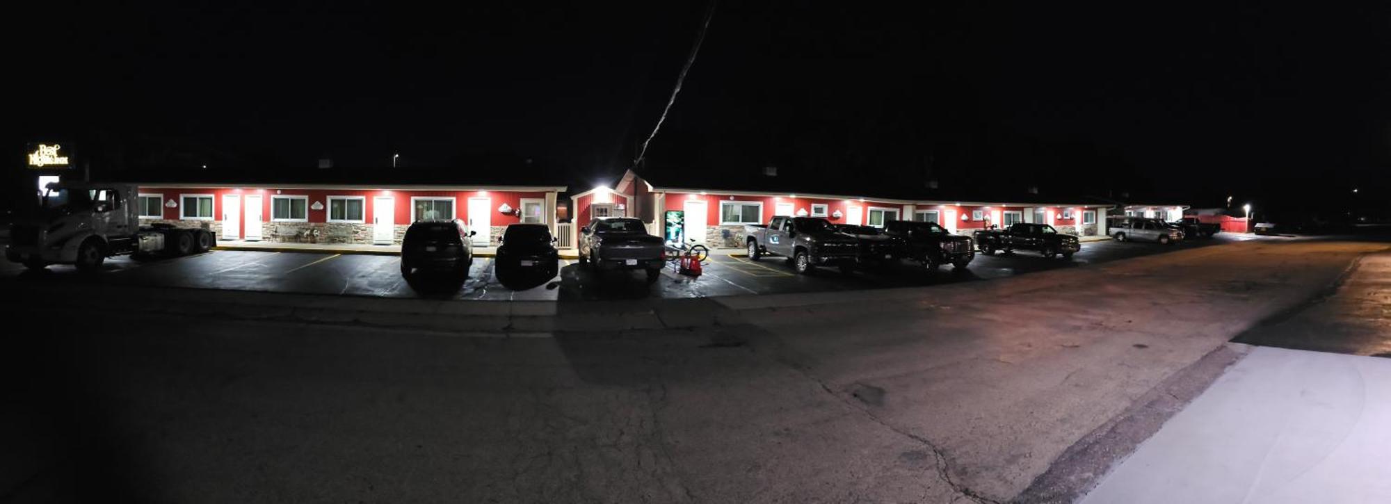 Sparta 斯巴达美夜旅馆酒店 外观 照片
