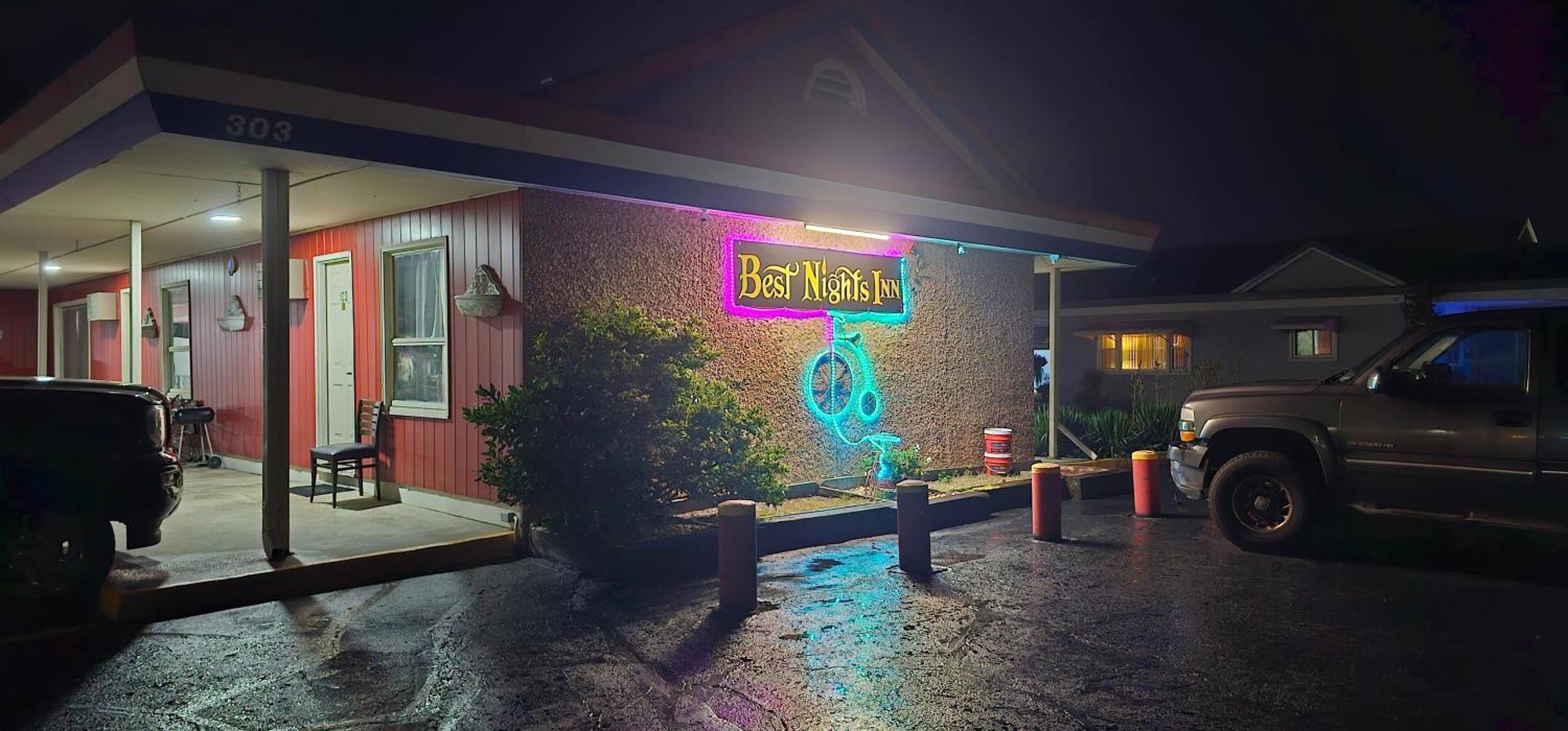 Sparta 斯巴达美夜旅馆酒店 外观 照片