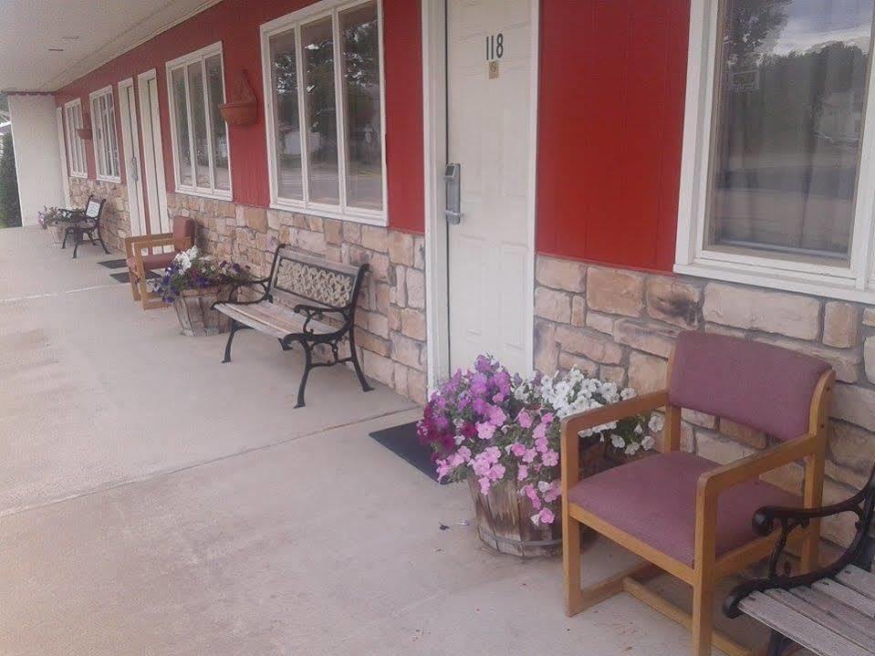 Sparta 斯巴达美夜旅馆酒店 外观 照片